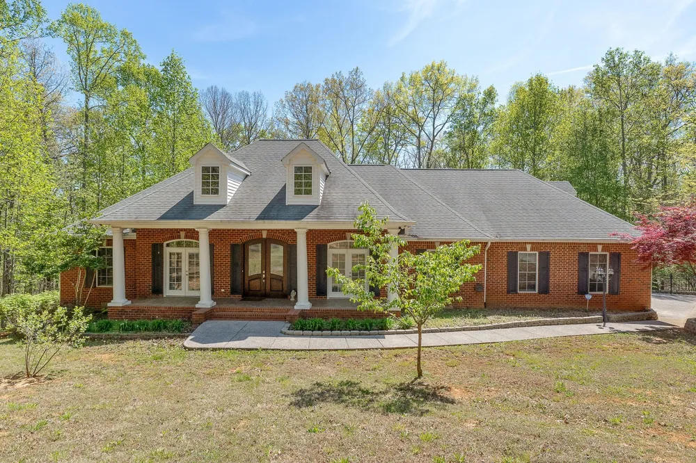 120 Dunrobin Ct Sparta, TN 38583
