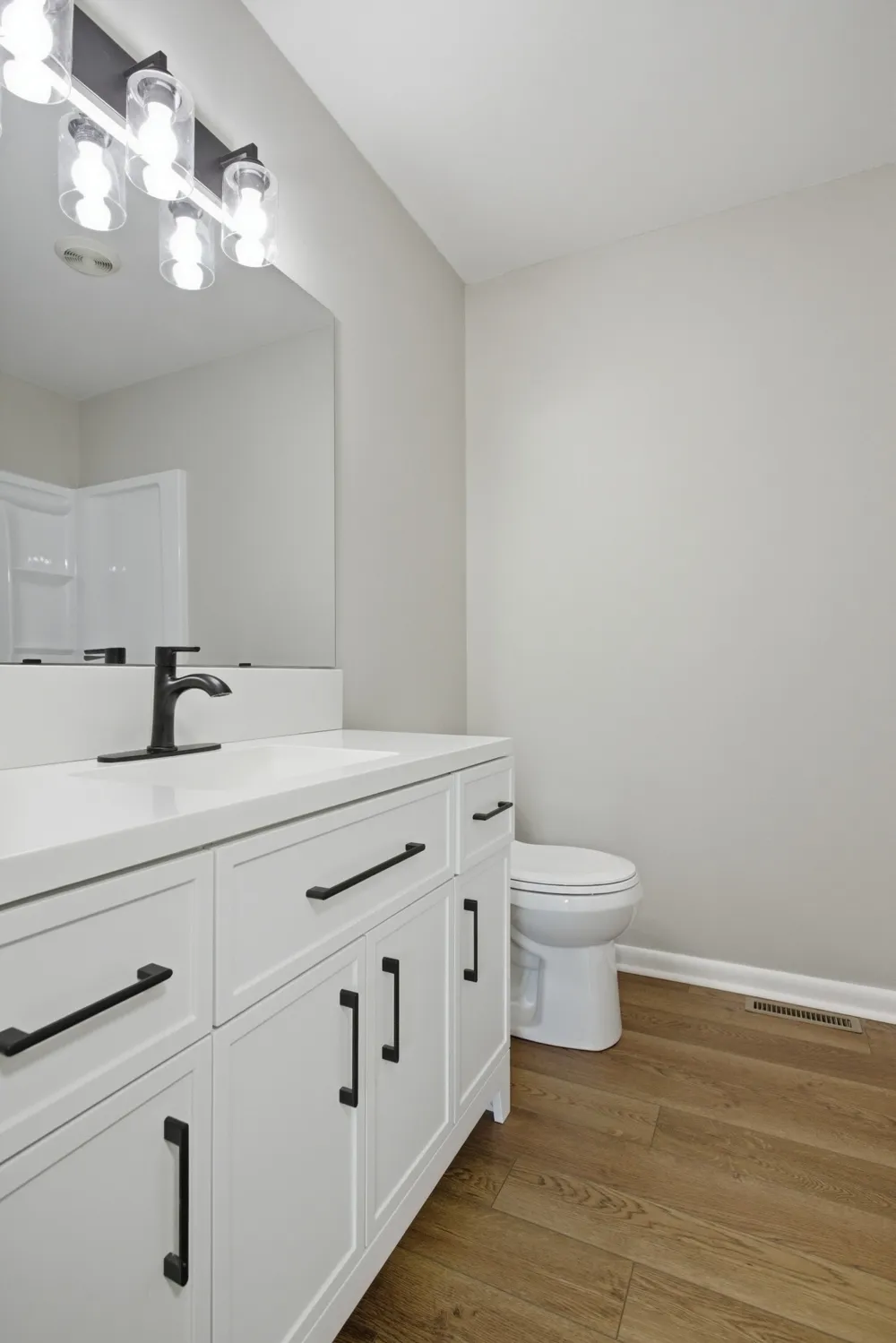 1416 Oakmont Circle Centerville, TN 37033