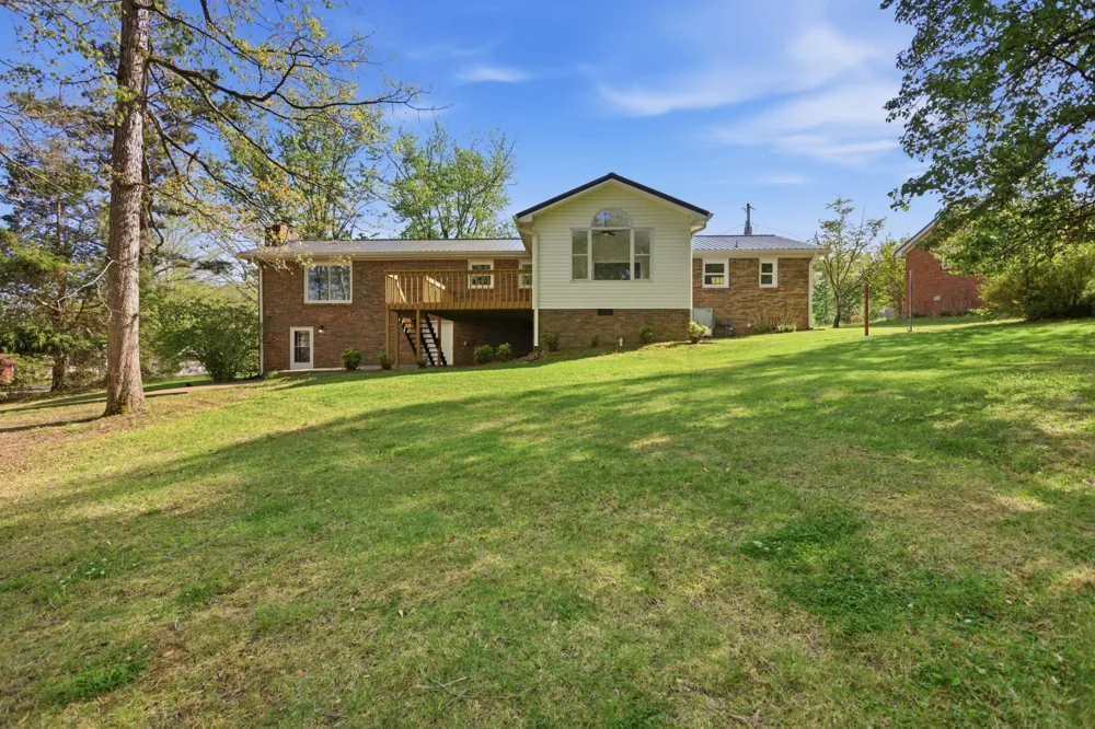 1416 Oakmont Circle Centerville, TN 37033