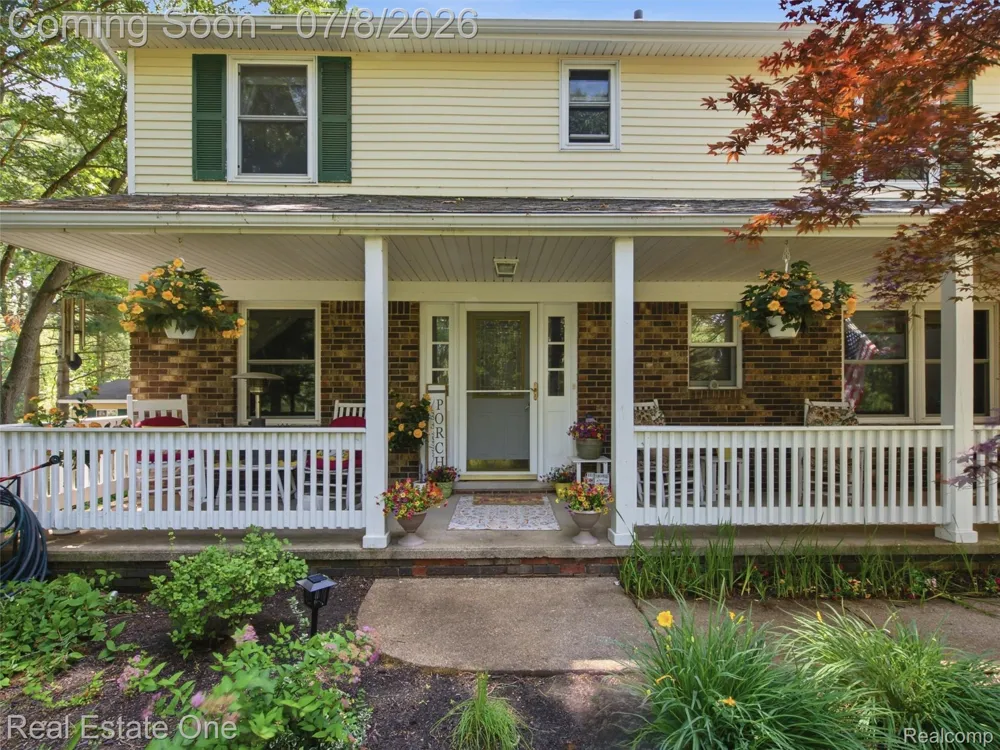1230 Bald Eagle Lake Road Groveland Township, MI 48462