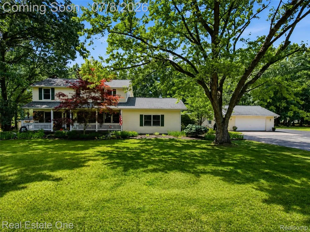 1230 Bald Eagle Lake Road Groveland Township, MI 48462