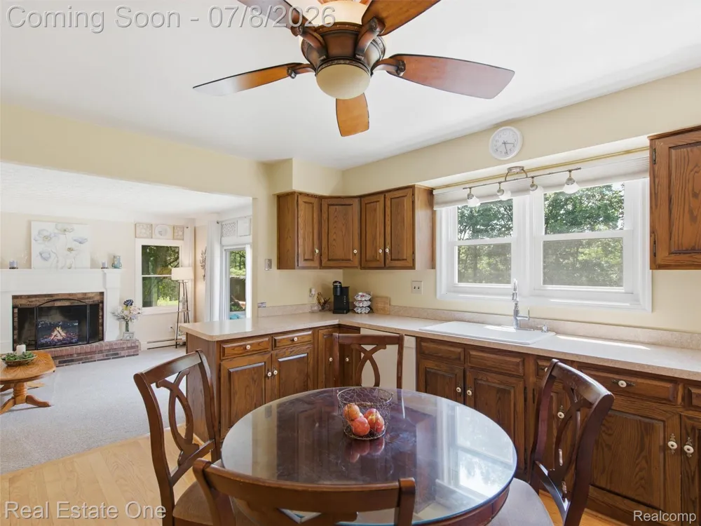 1230 Bald Eagle Lake Road Groveland Township, MI 48462
