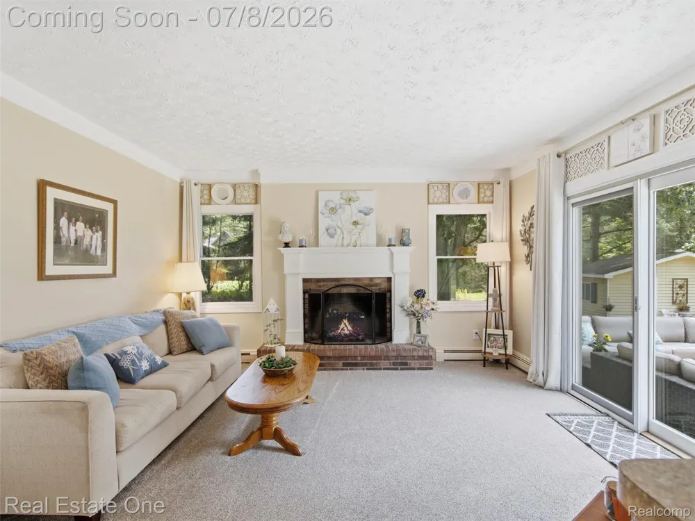 1230 Bald Eagle Lake Road Groveland Township, MI 48462