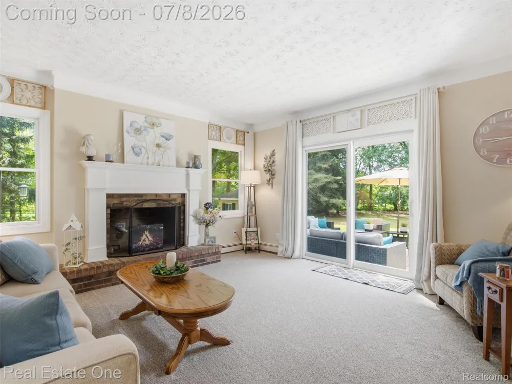 1230 Bald Eagle Lake Road Groveland Township, MI 48462