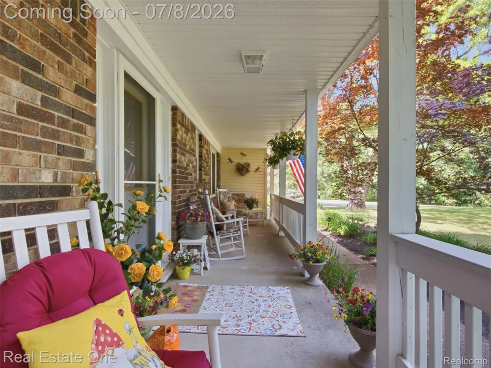 1230 Bald Eagle Lake Road Groveland Township, MI 48462