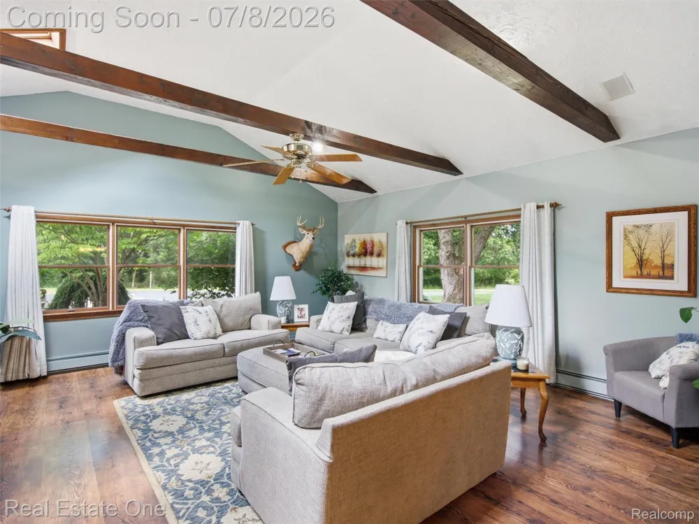 1230 Bald Eagle Lake Road Groveland Township, MI 48462