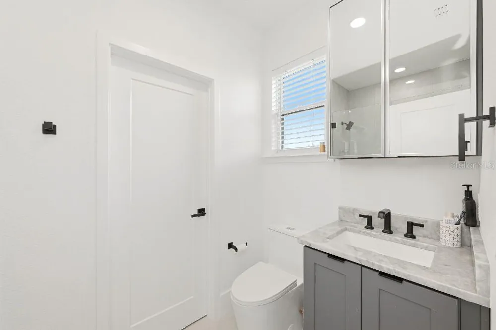 8426 MOREHOUSE DRIVE Orlando, FL 32836