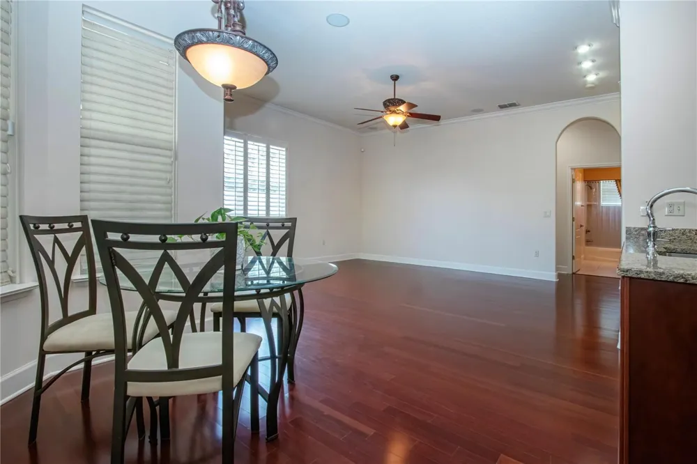 905 SQUARE LAKE DRIVE Bartow, FL 33830