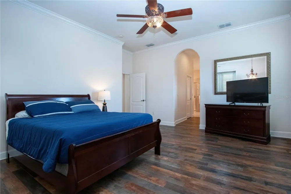 905 SQUARE LAKE DRIVE Bartow, FL 33830