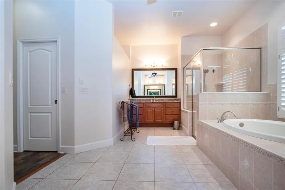 905 SQUARE LAKE DRIVE Bartow, FL 33830