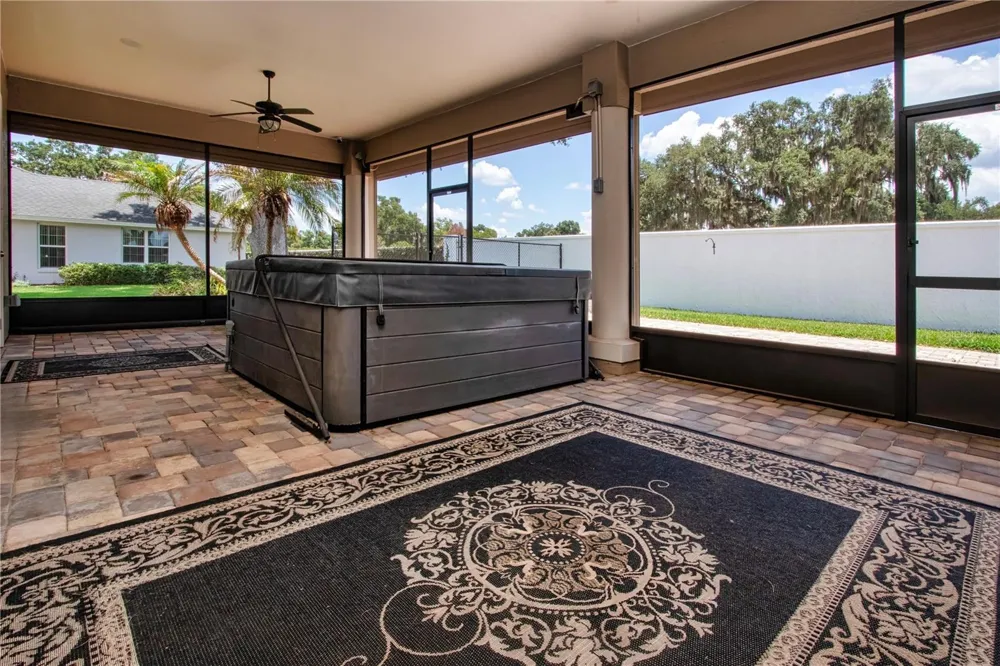 905 SQUARE LAKE DRIVE Bartow, FL 33830