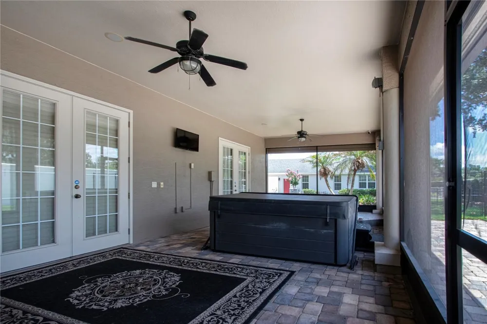 905 SQUARE LAKE DRIVE Bartow, FL 33830