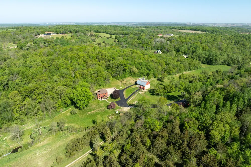 31500 Echo Valley Trail Cannon Falls, MN 55009