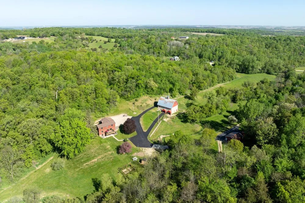 31500 Echo Valley Trail Cannon Falls, MN 55009