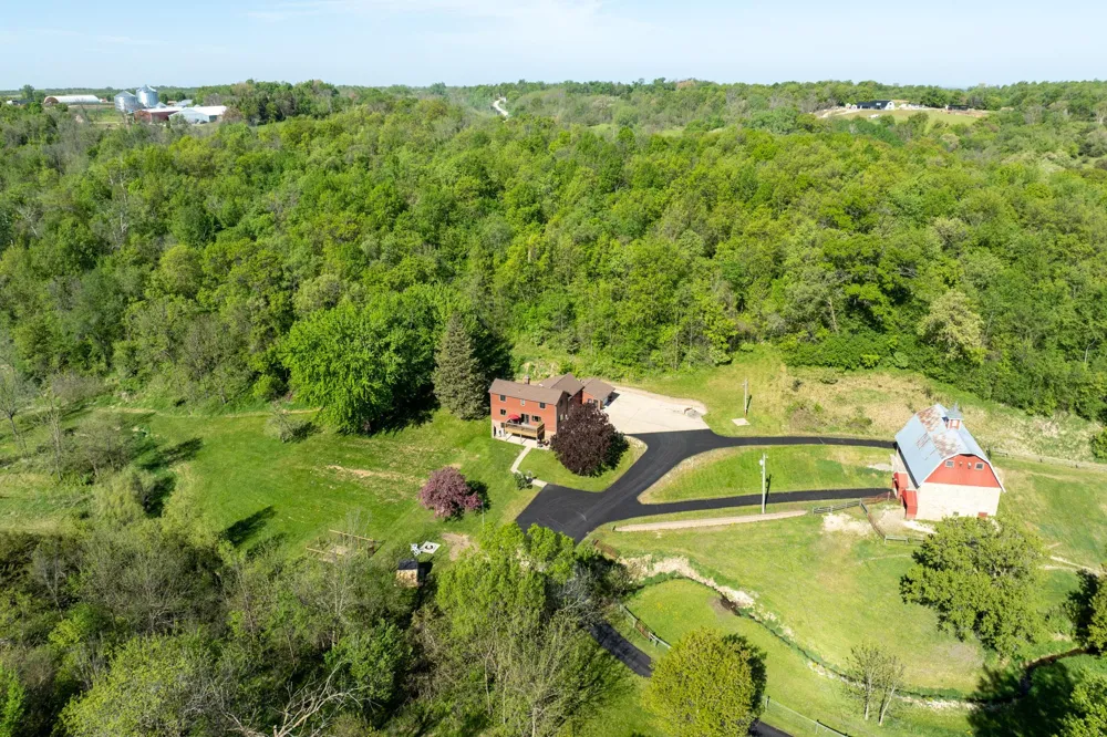 31500 Echo Valley Trail Cannon Falls, MN 55009