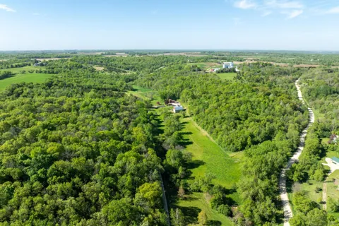 31500 Echo Valley Trail