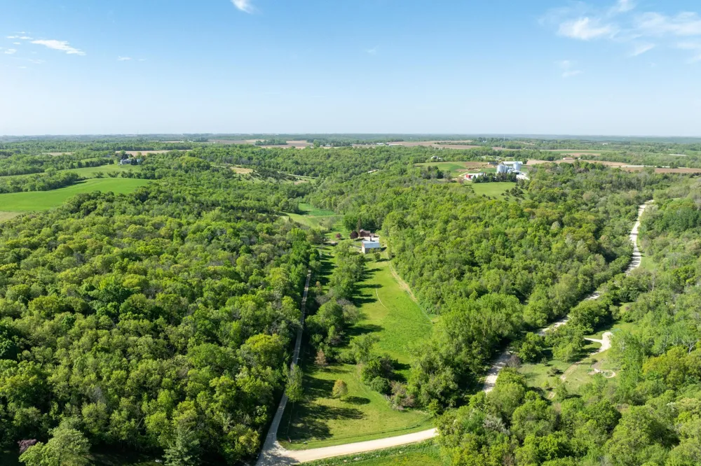 31500 Echo Valley Trail Cannon Falls, MN 55009