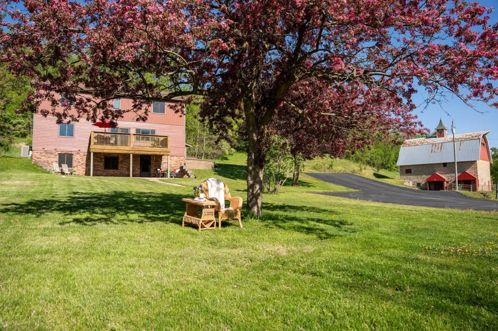 31500 Echo Valley Trail Cannon Falls, MN 55009
