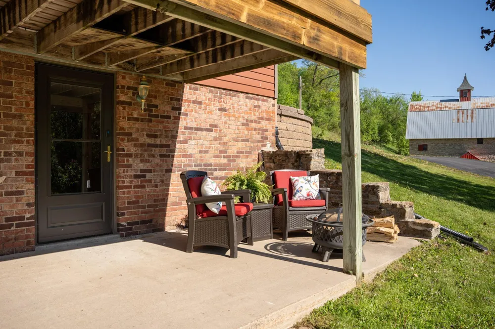 31500 Echo Valley Trail Cannon Falls, MN 55009