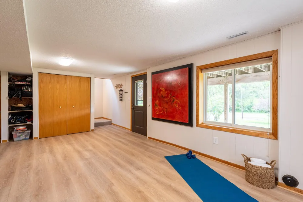 31500 Echo Valley Trail Cannon Falls, MN 55009