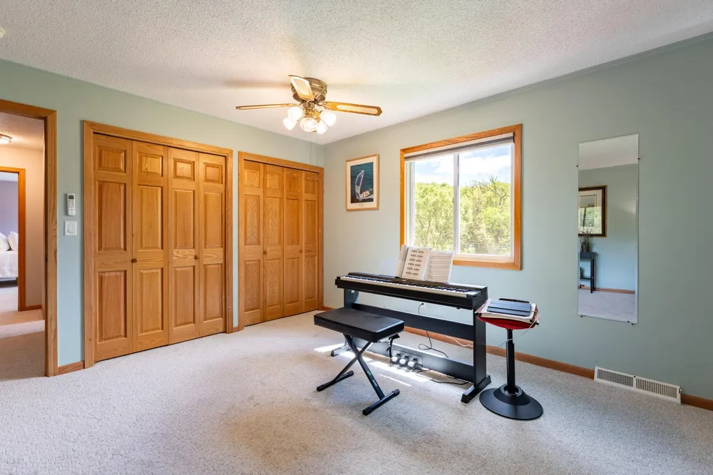 31500 Echo Valley Trail Cannon Falls, MN 55009