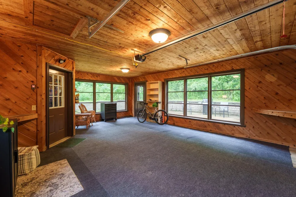 31500 Echo Valley Trail Cannon Falls, MN 55009