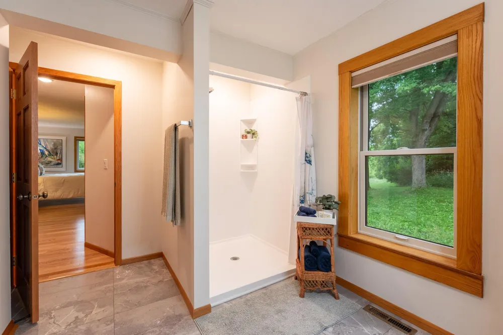 31500 Echo Valley Trail Cannon Falls, MN 55009
