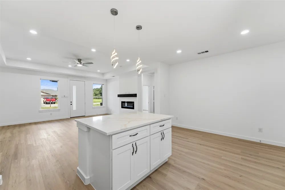 418 Starboard Drive Gun Barrel City, TX 75156