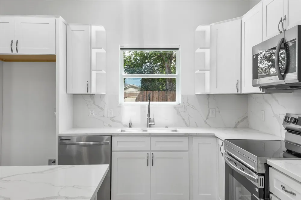 418 Starboard Drive Gun Barrel City, TX 75156