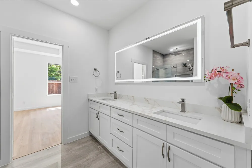 418 Starboard Drive Gun Barrel City, TX 75156