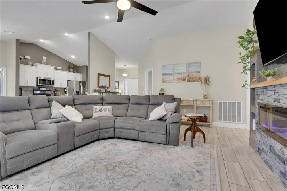 Kenvil Drive North Port, FL 34288