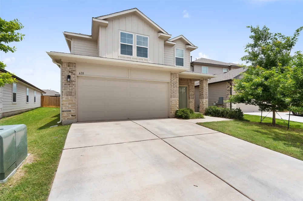 610 Roaring Fork Lane Bastrop, TX 78602