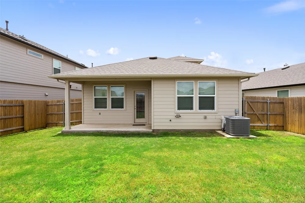 610 Roaring Fork Lane Bastrop, TX 78602