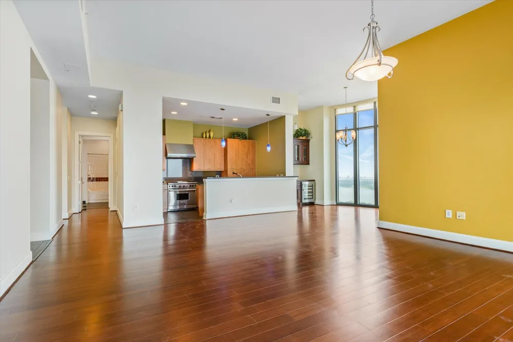 4821 E Nasa Parkway #23E Pasadena, TX 77586
