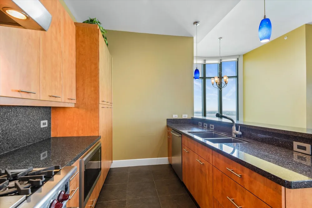 4821 E Nasa Parkway #23E Pasadena, TX 77586