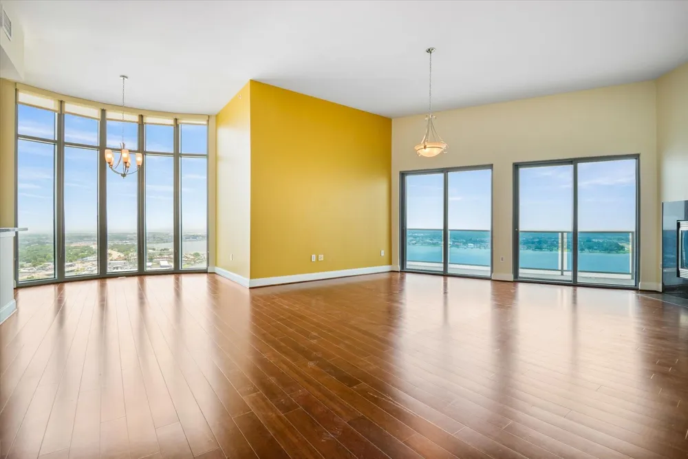 4821 E Nasa Parkway #23E Pasadena, TX 77586