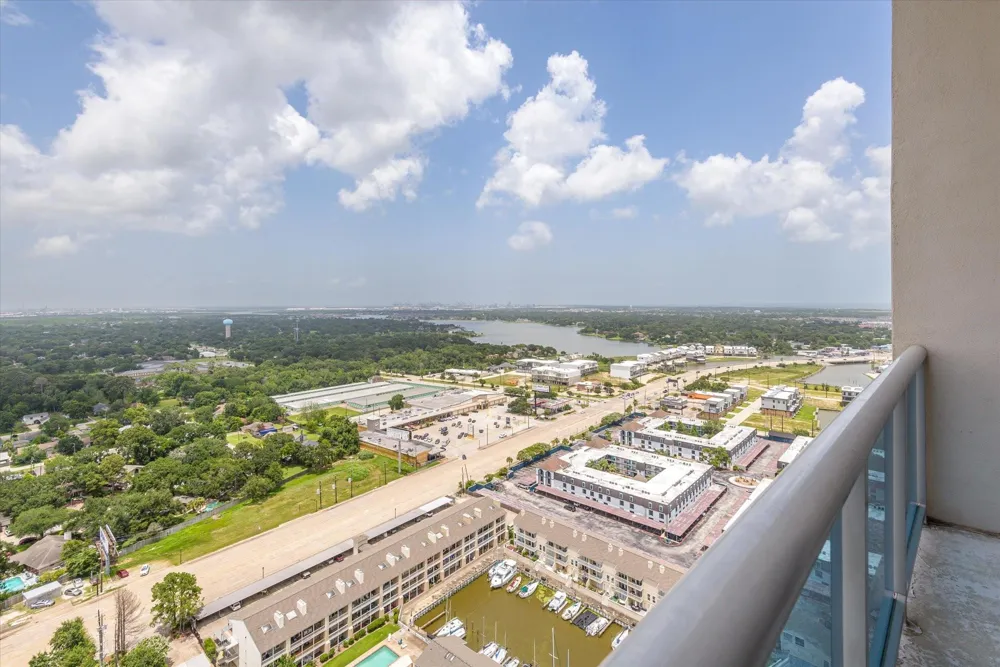4821 E Nasa Parkway #23E Pasadena, TX 77586