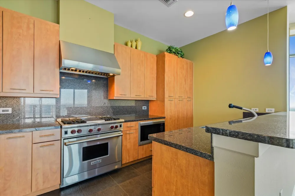 4821 E Nasa Parkway #23E Pasadena, TX 77586