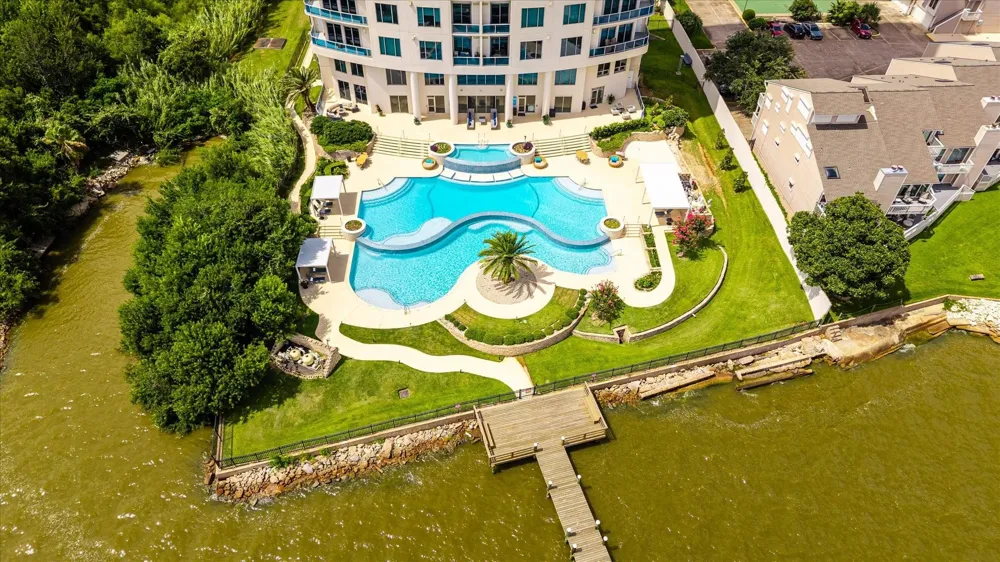 4821 E Nasa Parkway #23E Pasadena, TX 77586