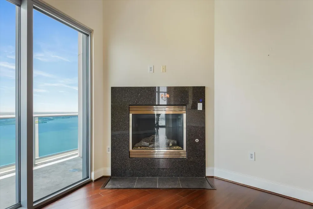 4821 E Nasa Parkway #23E Pasadena, TX 77586