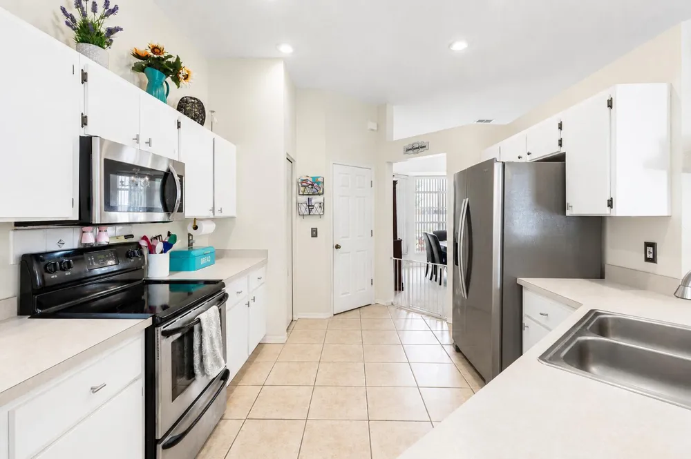 3406 Silverstone Court Plant City, FL 33566