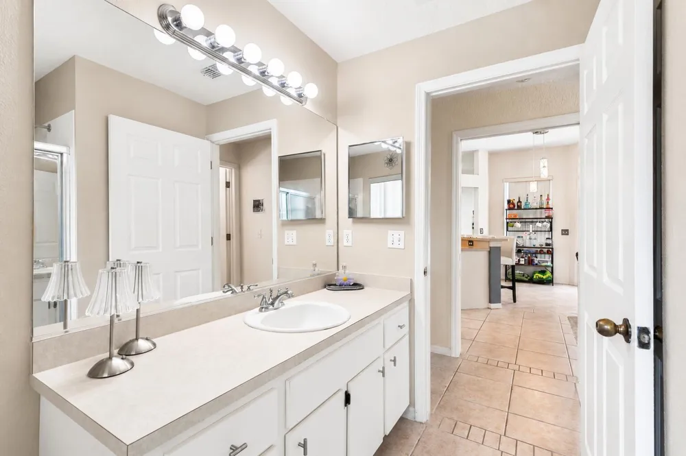 3406 Silverstone Court Plant City, FL 33566