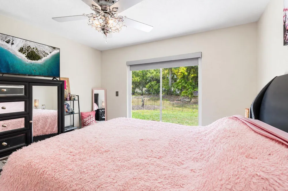 3406 Silverstone Court Plant City, FL 33566