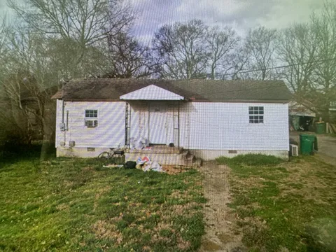 644 4th Ave