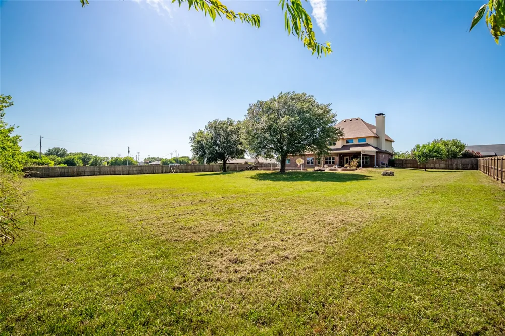 407 Valley View Court Rio Vista, TX 76093
