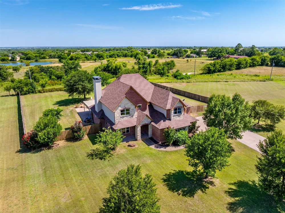 407 Valley View Court Rio Vista, TX 76093