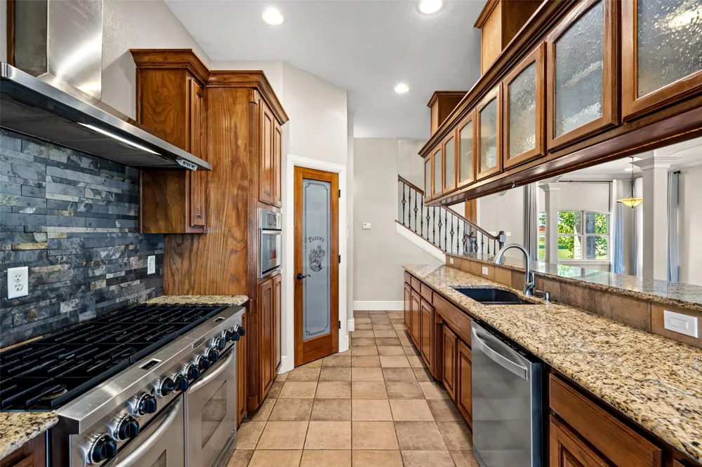 407 Valley View Court Rio Vista, TX 76093