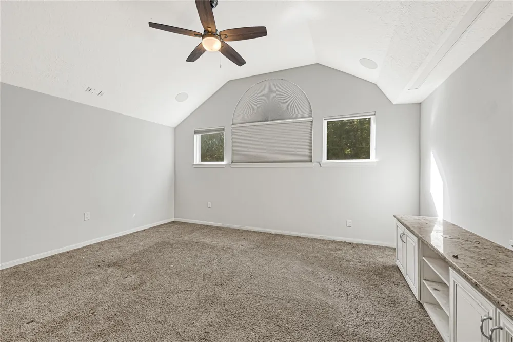 2915 Silverberry Trail Kingwood, TX 77345