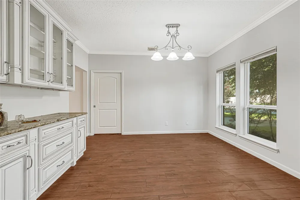 2915 Silverberry Trail Kingwood, TX 77345