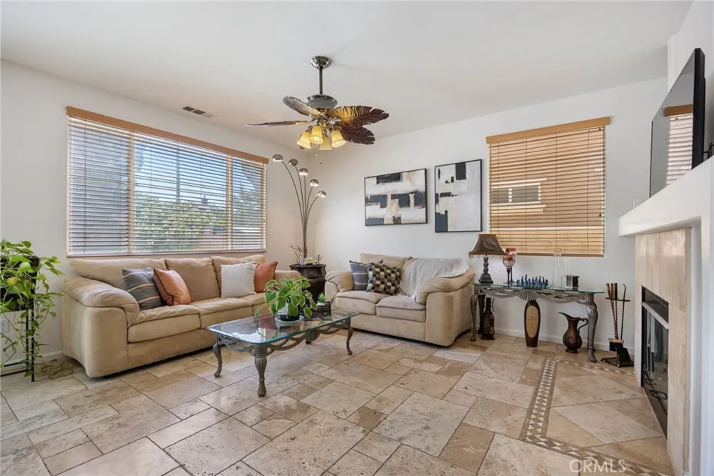 43934 Spring Lancaster, CA 93536